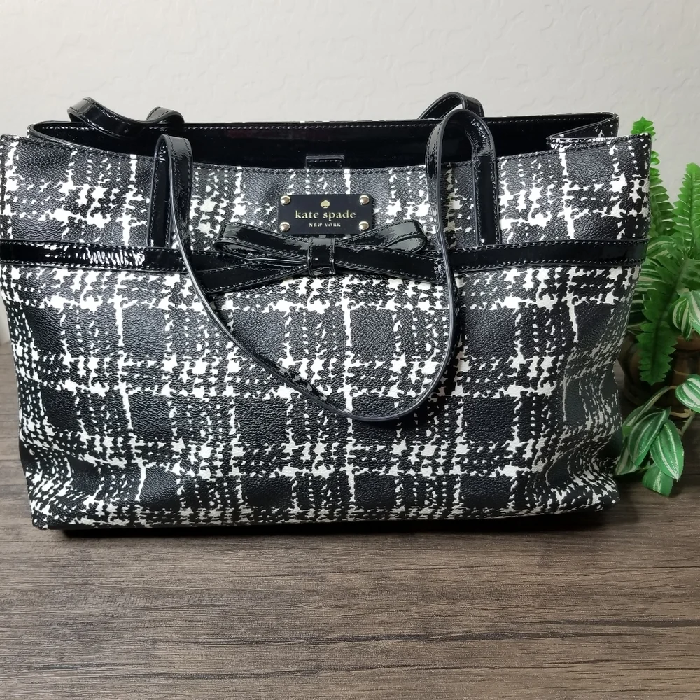 Kate Spade Helena bag purse tote large patent leather plaid fabric